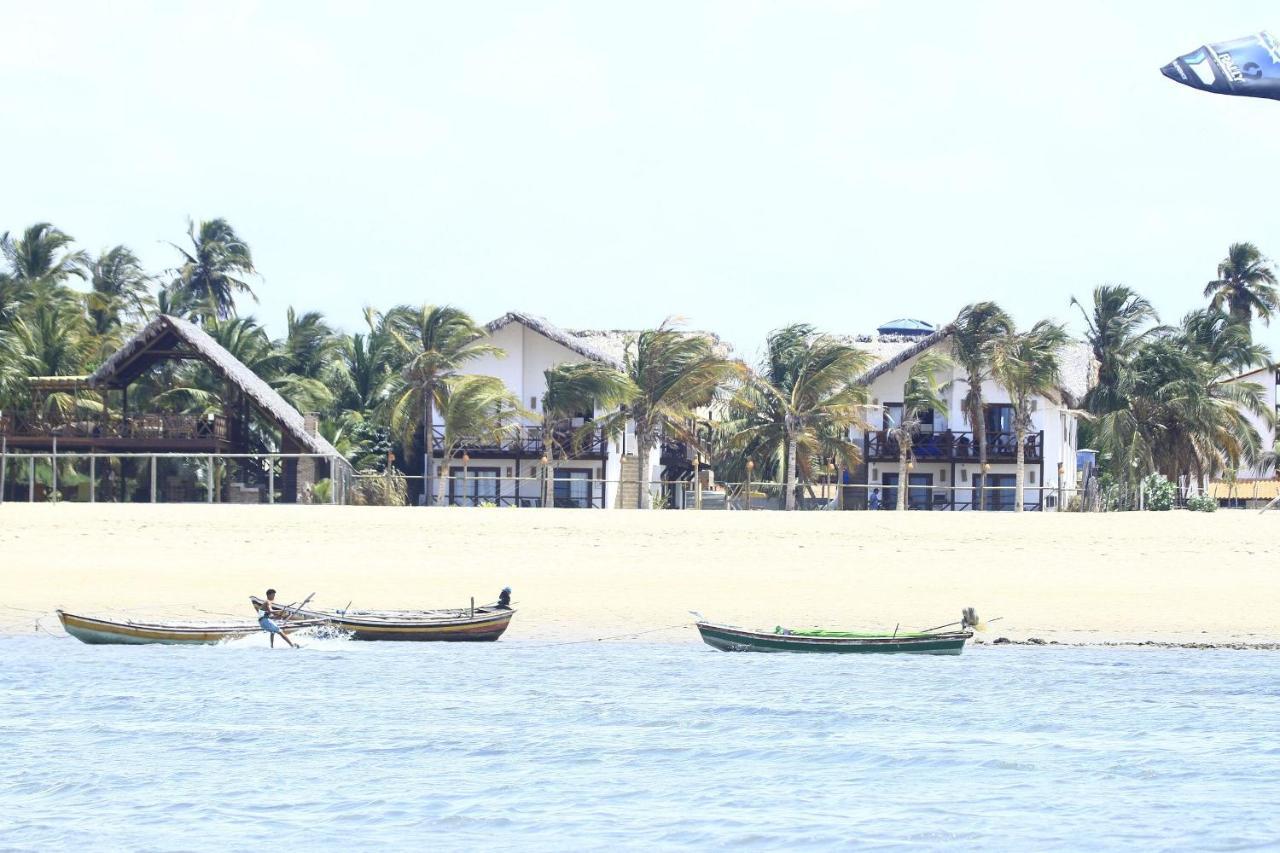 Ap. Peixe Boi Pe Na Areia Com Vista Frontal E Total Para O Mar Barra Grande  Eksteriør bilde