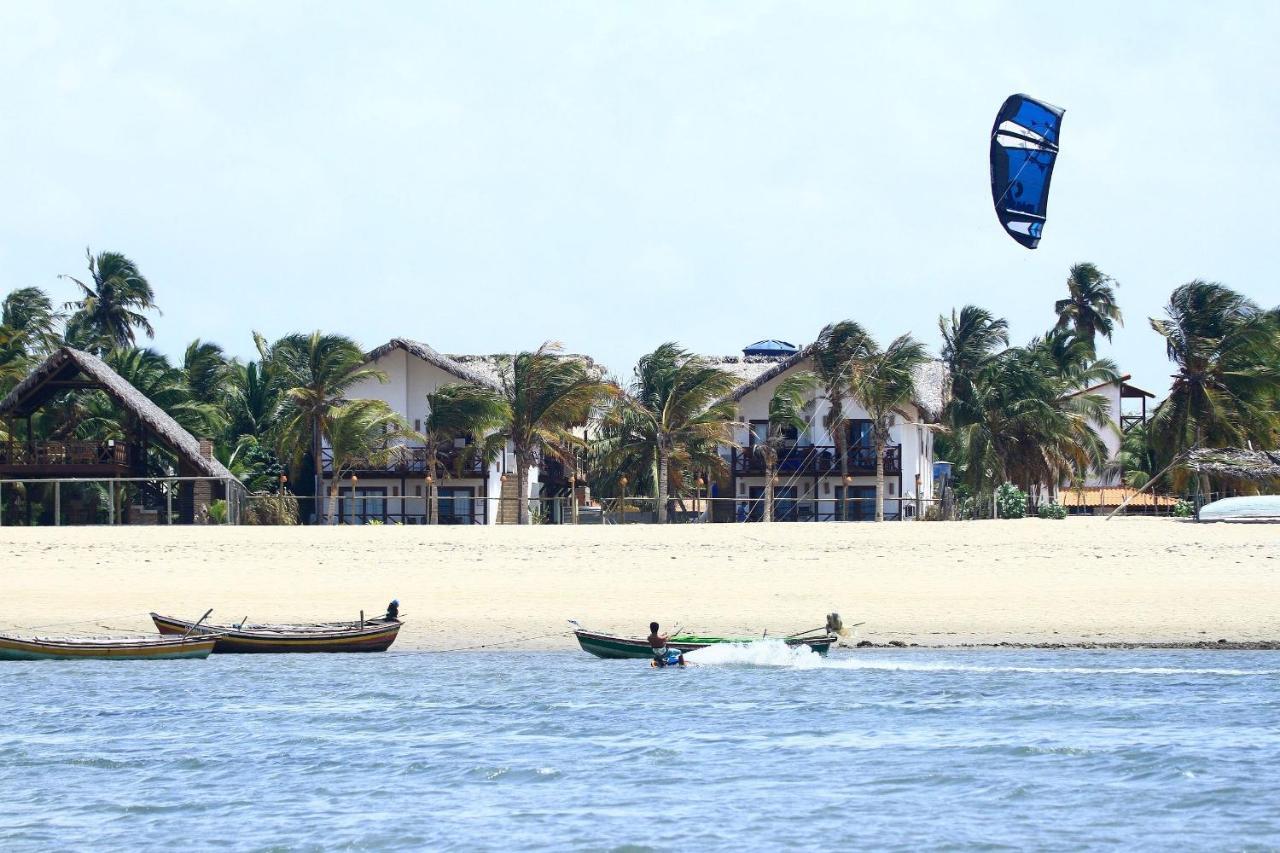 Ap. Peixe Boi Pe Na Areia Com Vista Frontal E Total Para O Mar Barra Grande  Eksteriør bilde